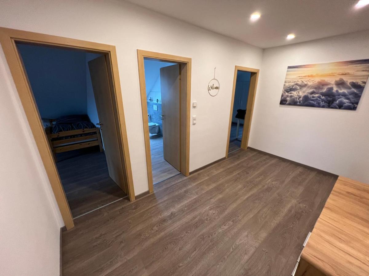 Ferienwohnung Loewen Wabern Bagian luar foto