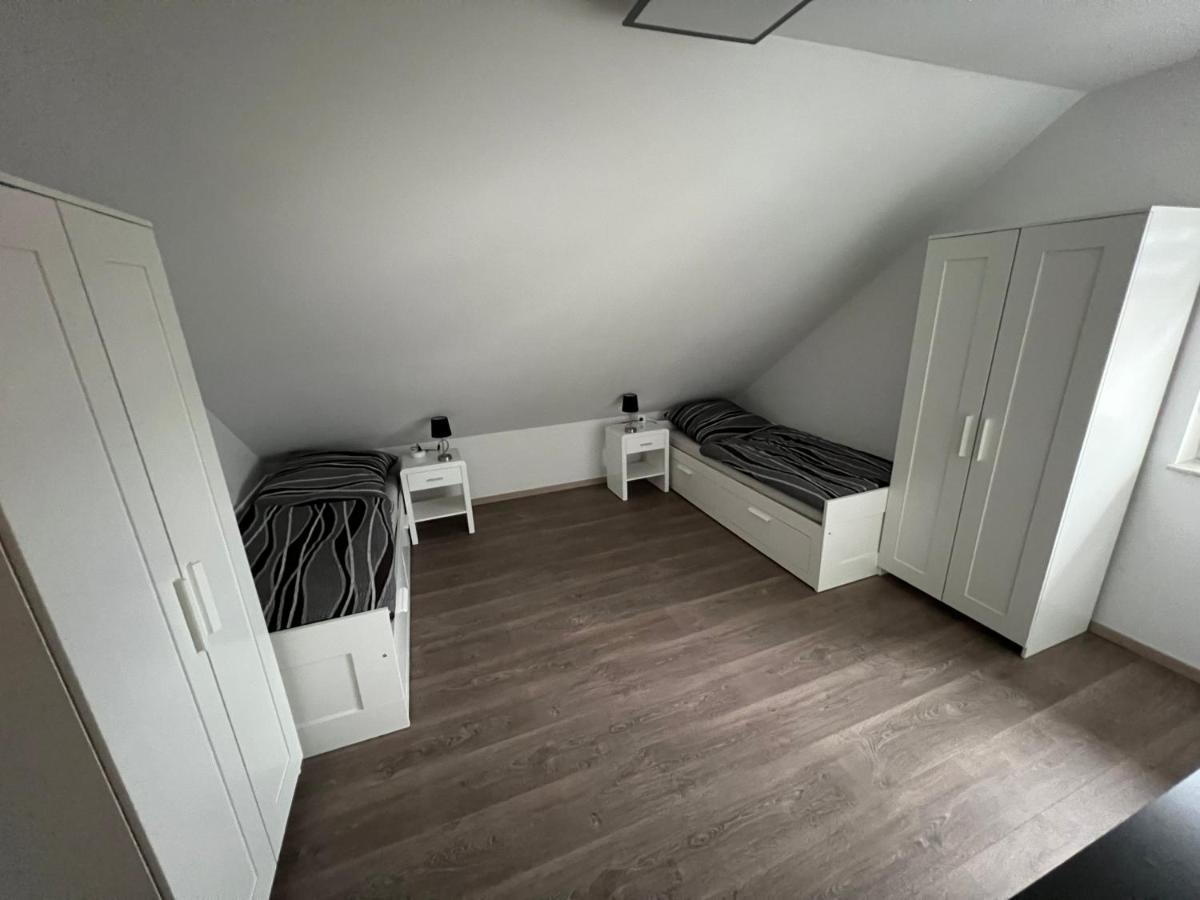 Ferienwohnung Loewen Wabern Bagian luar foto