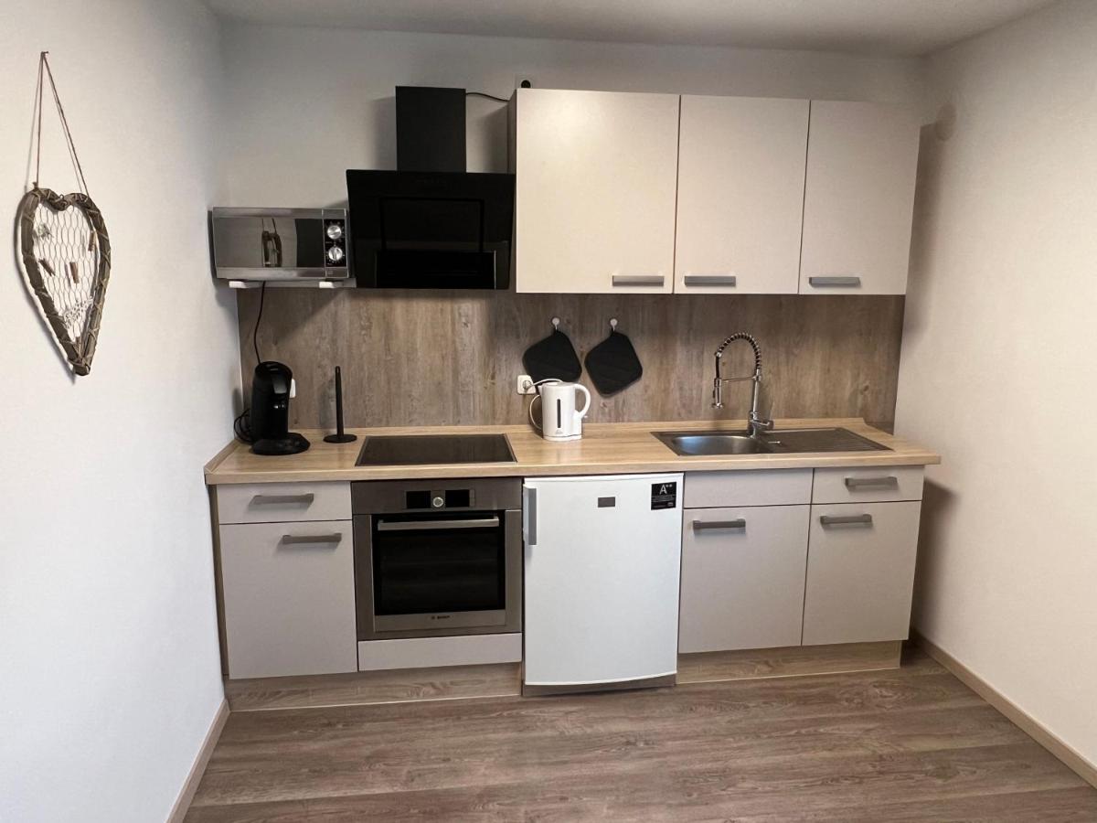 Ferienwohnung Loewen Wabern Bagian luar foto